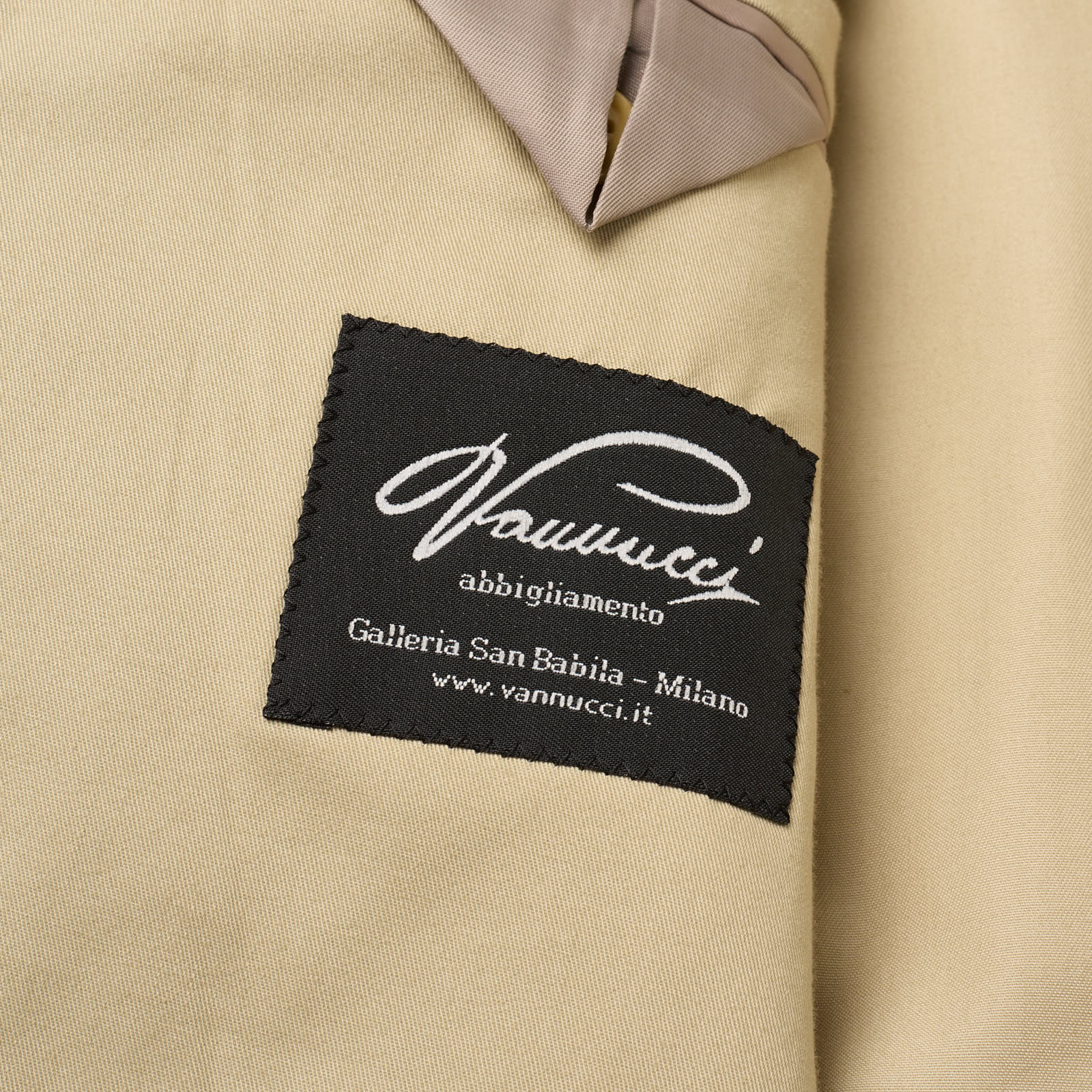 VANNUCCI Milano Beige "Miani "Cotton Suit EU 46 NEW US 36